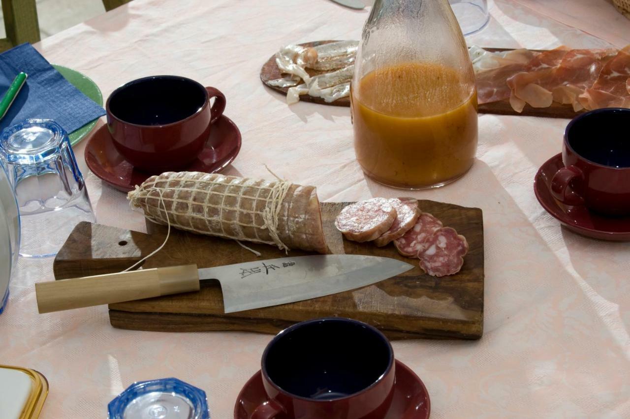 Maison d'hôtes Cascina Il Ginepro à Sinio Extérieur photo